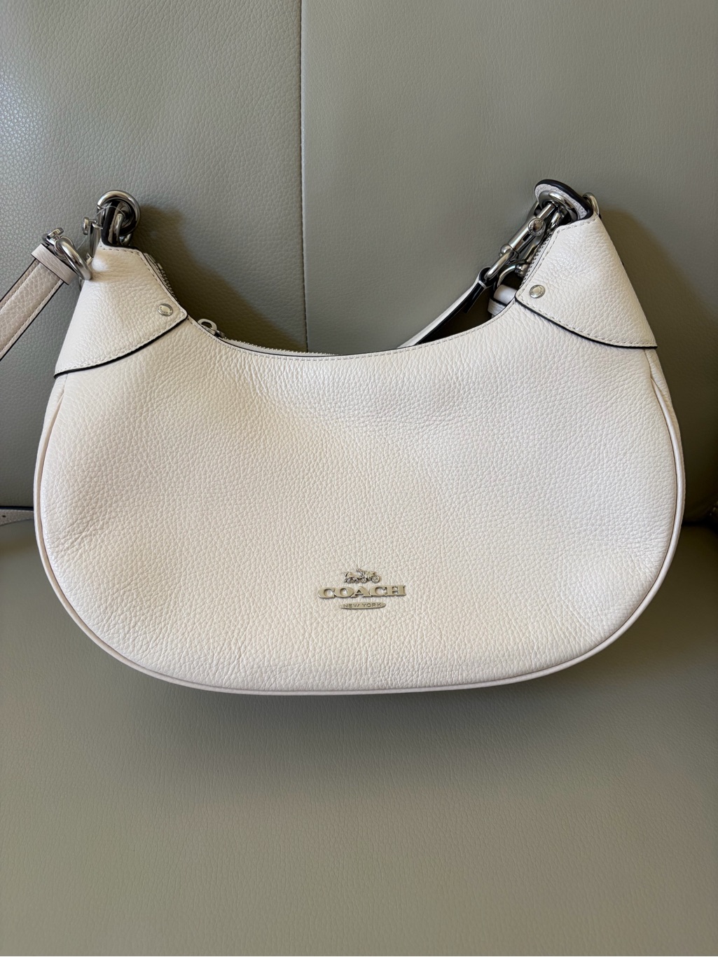 Coach White Pebbled Leather Hobo Shoulder Bag